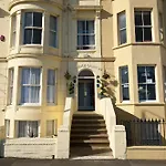 The Clarence Gardens Hotel, Bw Signature Collection 4* Scarborough