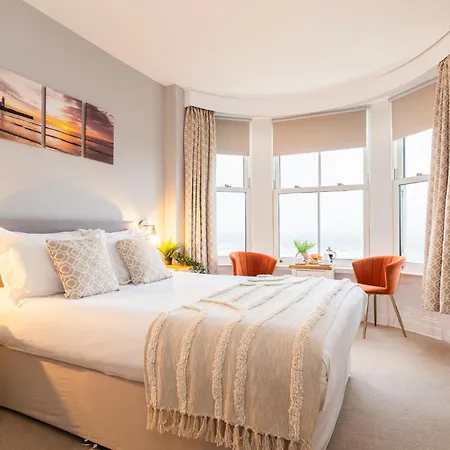 The Clarence Gardens 4* Scarborough