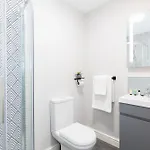 The Clarence Gardens Hotel, Bw Signature Collection