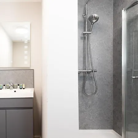 The Clarence Gardens Hotel, BW Signature Collection 4* Scarborough