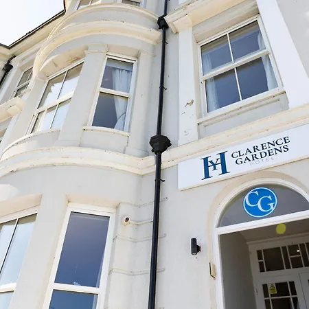 The Clarence Gardens Hotel, BW Signature Collection ホテル