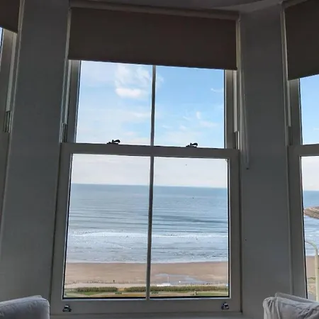 The Clarence Gardens Hotel, Bw Signature Collection Hotel 4*