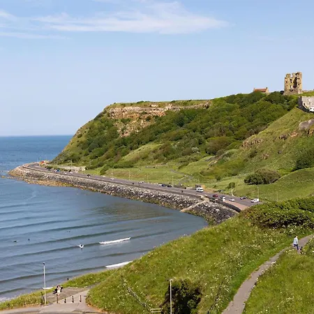 The Clarence Gardens Hotel, Bw Signature Collection Hotel