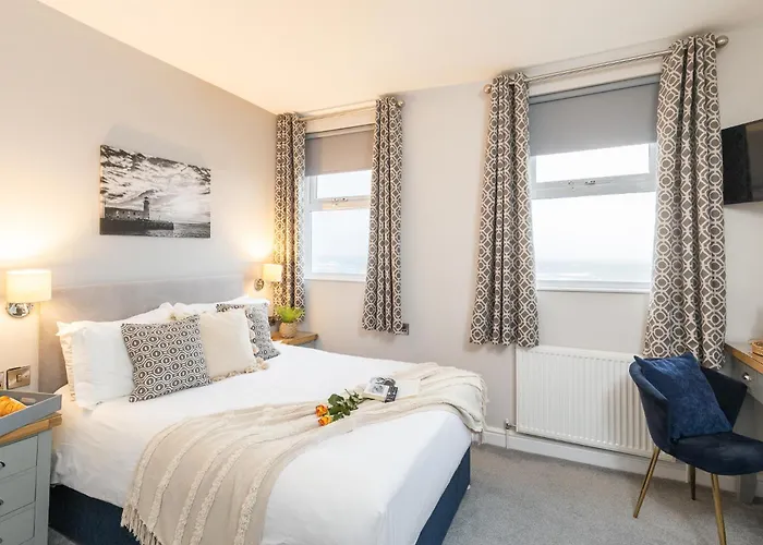 The Clarence Gardens Hotel, Bw Signature Collection 4* Scarborough