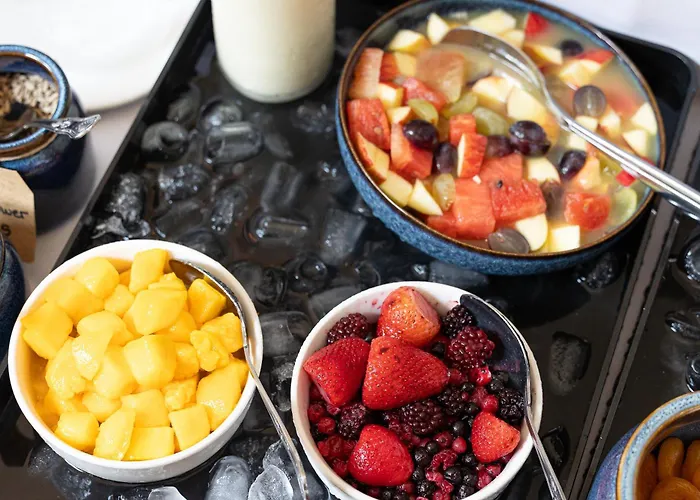 The Clarence Gardens Hotel, Bw Signature Collection 4*