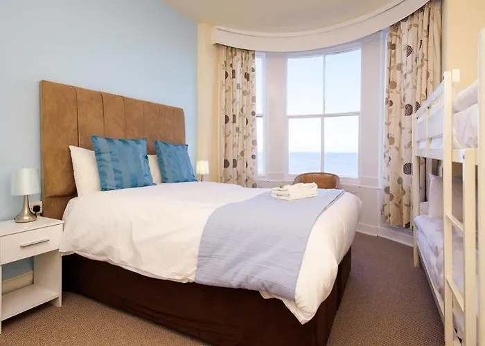 The Clarence Gardens Hotel, Bw Signature Collection 4*