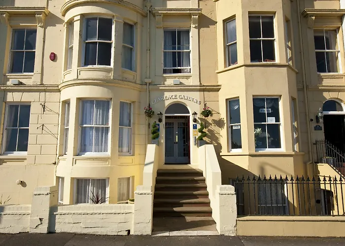The Clarence Gardens Hotel, Bw Signature Collection 4* Scarborough