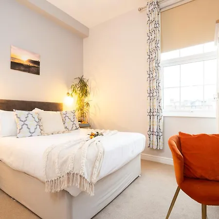 The Clarence Gardens Hotel 4*